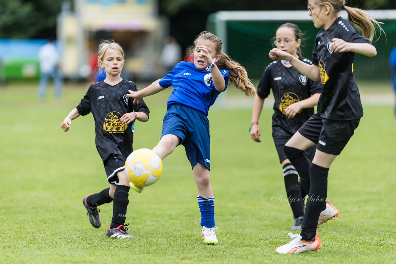 Bild 521 - Loewinnen Cup